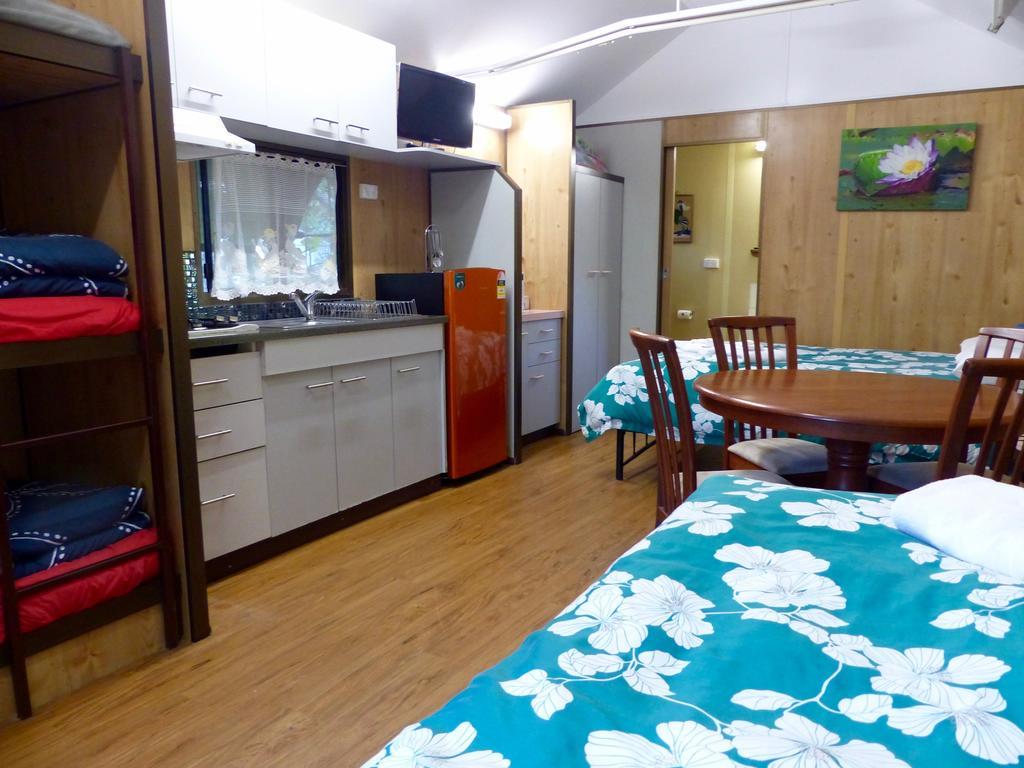 Lake Eacham Tourist Park & Cabins Buitenkant foto